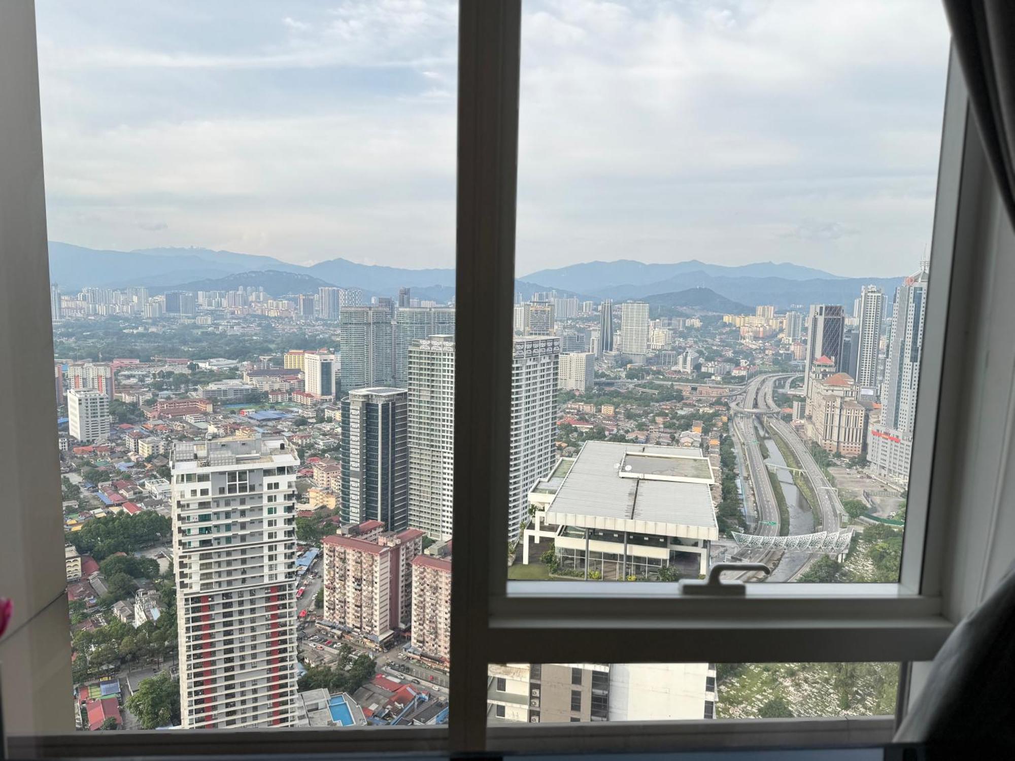 Pangsapuri The Platinum Klcc By Infinity Pool *