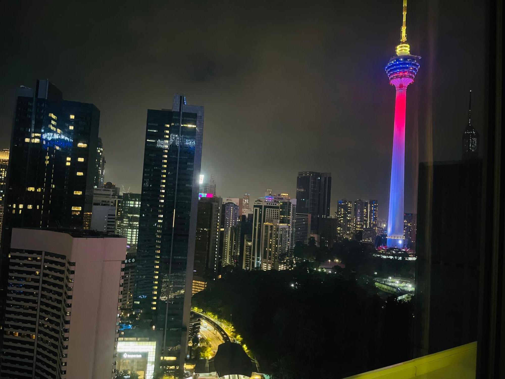 The Platinum Klcc By Infinity Pool * Kuala Lumpur