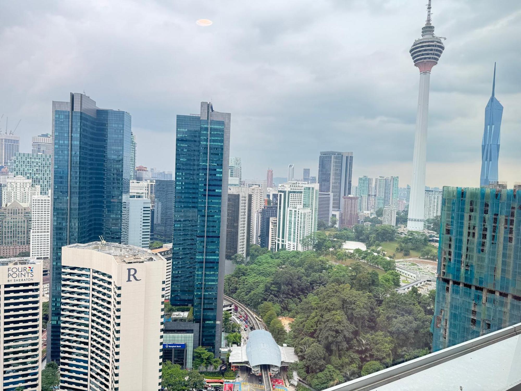 The Platinum Klcc By Infinity Pool *